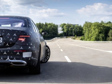  Mercedes Klasa S &ndash; Luksus i bezpieczeństwo